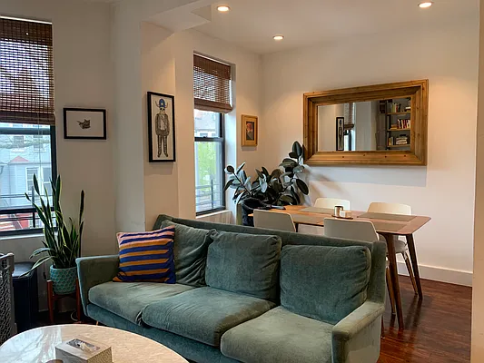 Rented by Compass | media 20