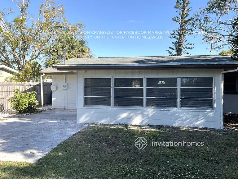 2824 Seaspray St — Photo 12
