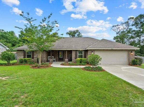 1016 Rachel Cir, Cantonment, FL 32533