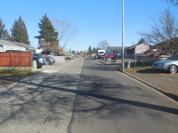 5th image of 8628 13th Pl NE