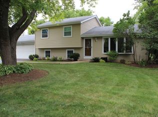 22034 W Sarah Dr, LAKE VILLA, IL 60046