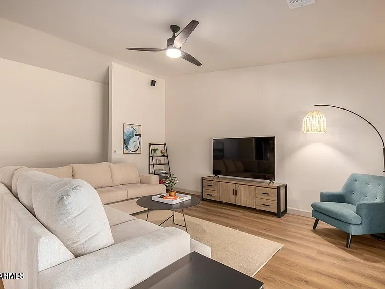 15805 N 60th Way — Photo 7
