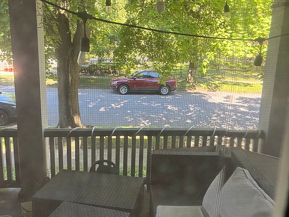 5th image of 1 Windsor Ave