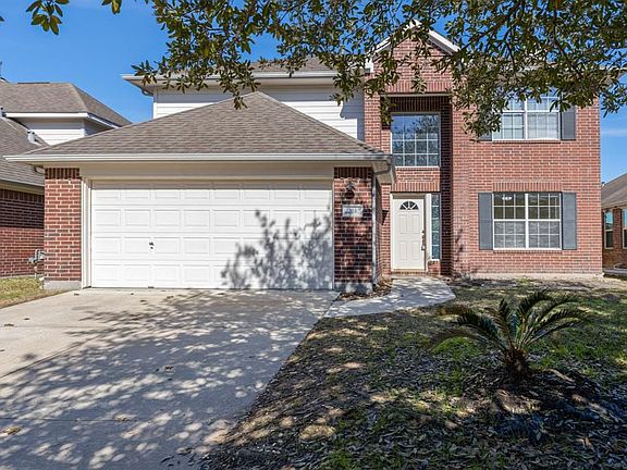 2nd image of 22040 Knights Cove Dr