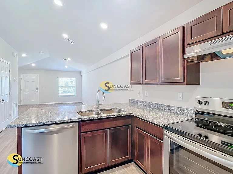 17230 Belmont Ave — Photo 7