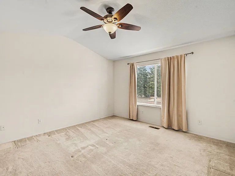 6412 Silver Mesa Dr #B — Photo 34