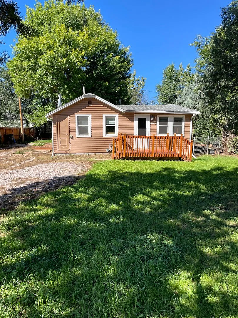 West Rapid 2 bedroom, 1 bath House for Rent — Photo 1