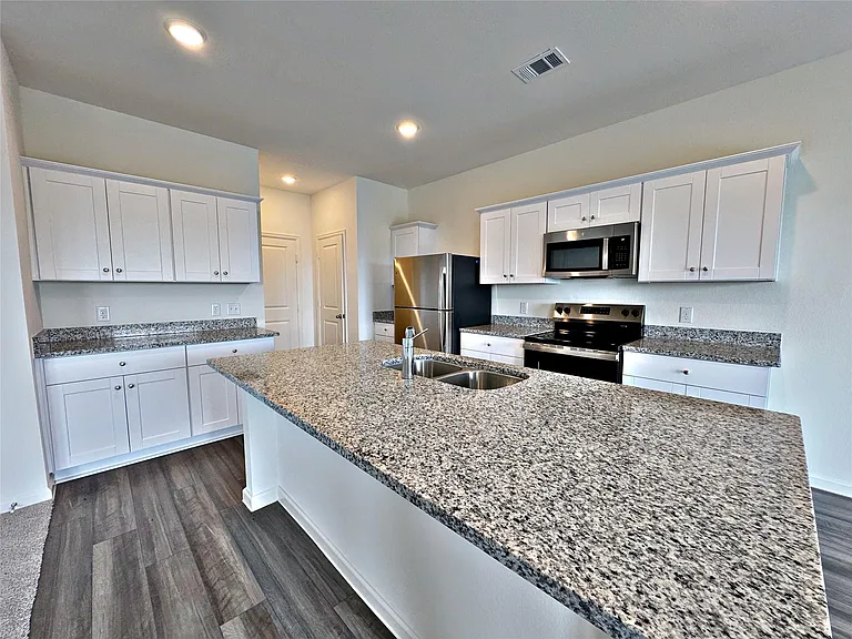 8431 Vacek Crossing Way — Photo 21