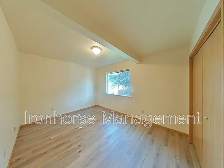 2491 Wheeler Dr #B — Photo 9