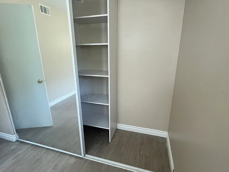 3633 Stephen M White Dr — Photo 8
