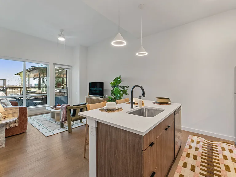 The Continental Residences — Photo 5