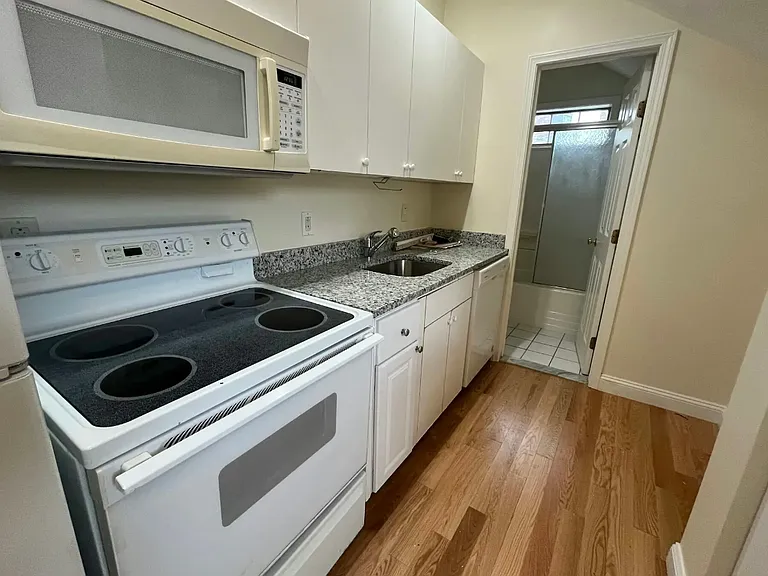 2 Chestnut Hill Ave #5 — Photo 10