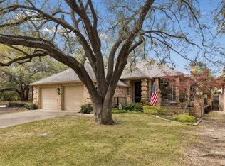 16843 Village Ln, Dallas, TX 75248