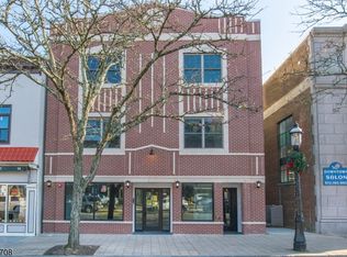 16 Waverly Pl #B, Madison, NJ 07940