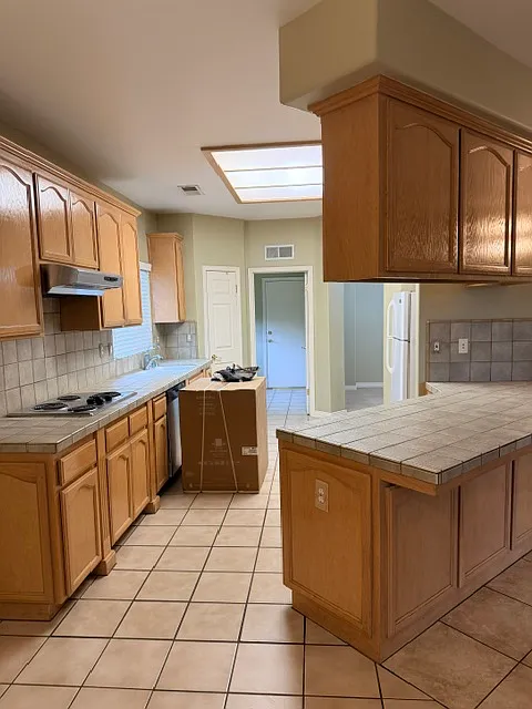 9908 Commodore Drive - 1 — Photo 4