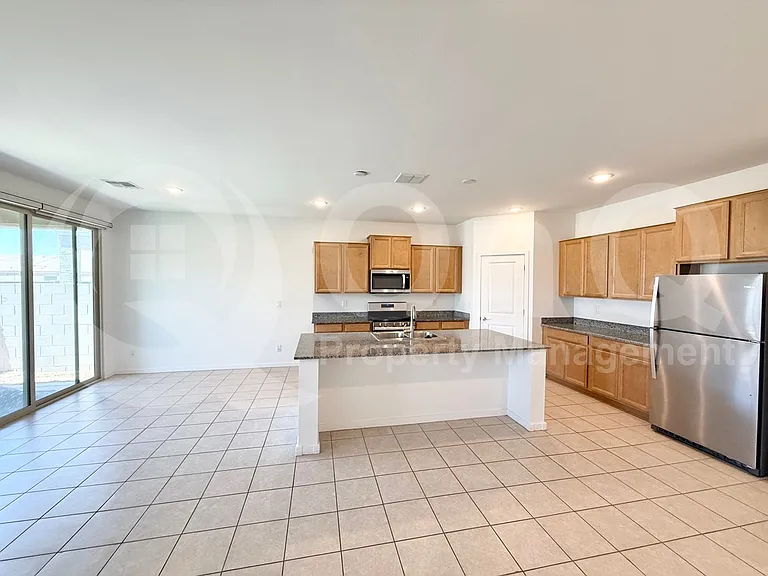 7027 E Gamebird Way — Photo 4