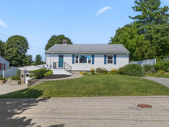 7 Simond St, Auburn, MA 01501