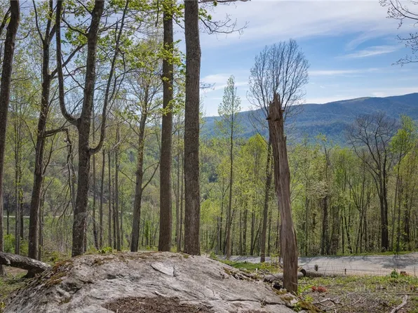 140 Old Forge Trail, Elk Park, NC 28622