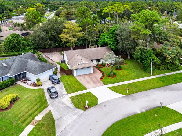 14271 Flora Lane, Wellington, FL 33414