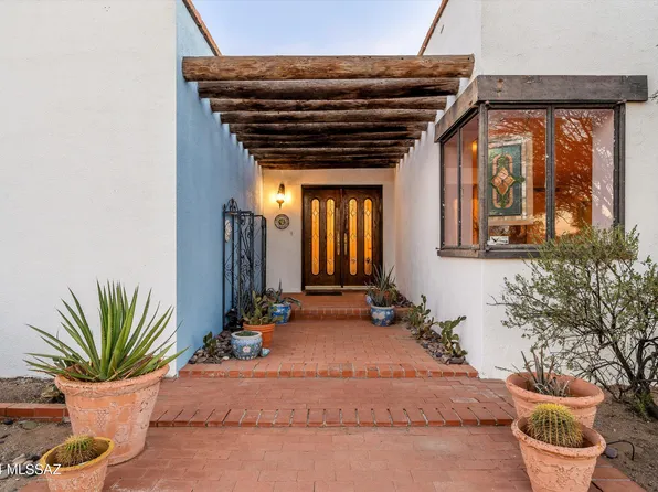 1656 E Kleindale Rd, Tucson, AZ 85719