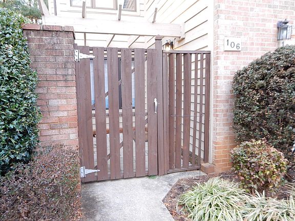 4th image of 106 Windward Dr SW