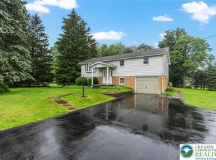 2560 Community Dr, Bath, PA 18014