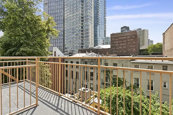 Rented by Corcoran | media 6