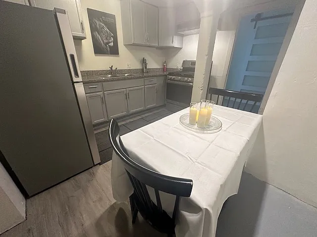 7408 Outlook Ave #A — Photo 46