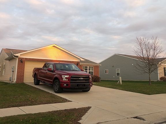 3rd image of 1903 Silverberry Dr
