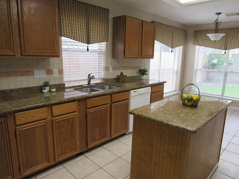10139 Cedaredge Dr — Photo 19