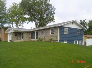 324 E College Ave, Rapid City, SD 57701