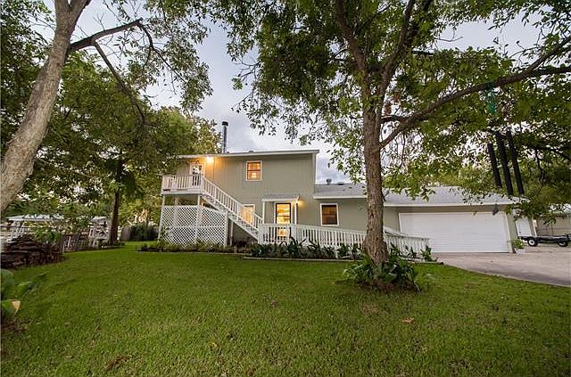 1st image of 906 Crest Circle Dr
