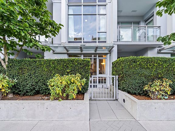 3rd image of 2351 Beta Ave #Townhouse 103