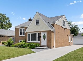 1637 Norfolk Ave, Westchester, IL 60154