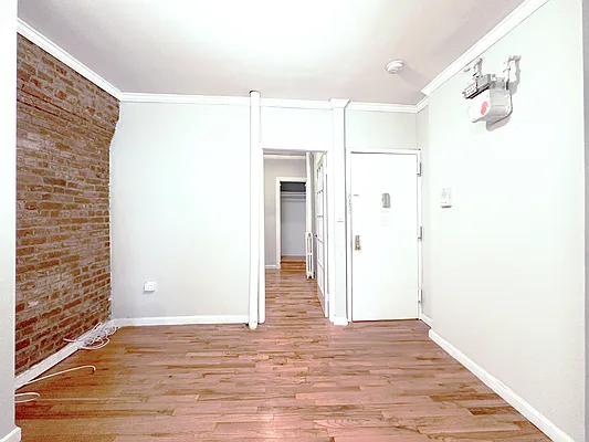 Rented by Compass | media 6