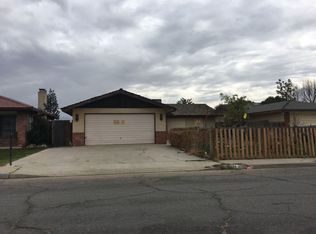 404 Frontier Dr, Bakersfield, CA