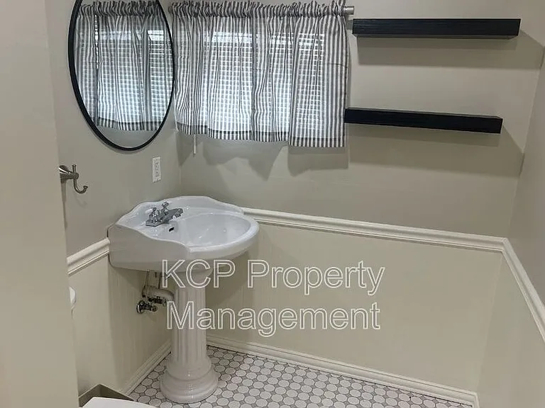 3101 Park Ave — Photo 18