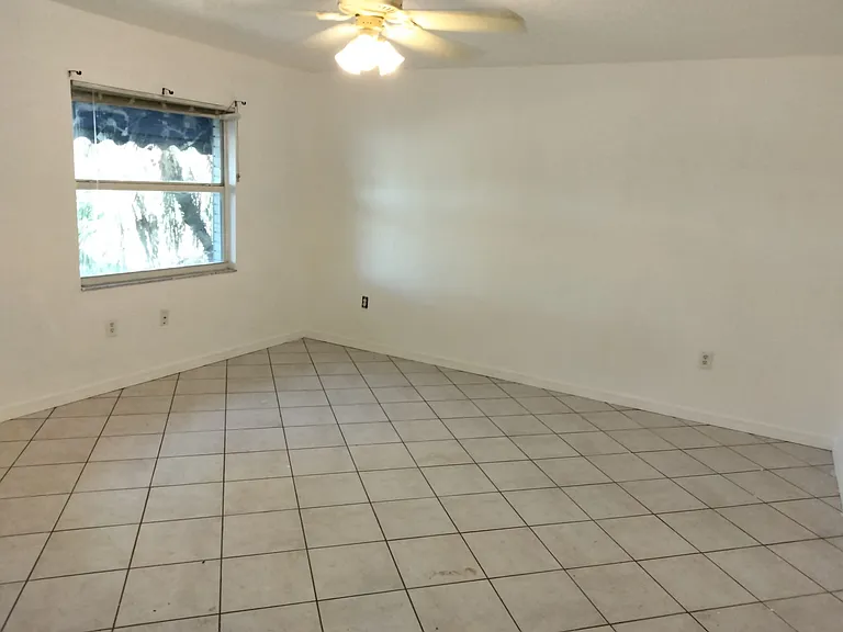 915 W Magnolia St #915 — Photo 10