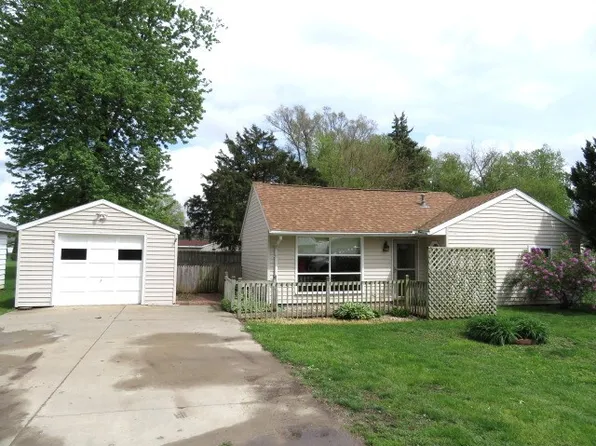1209 Mulnix St, Rock Falls, IL 61071