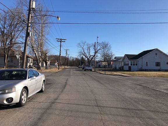 5th image of 226 & 208 Goulding Ave
