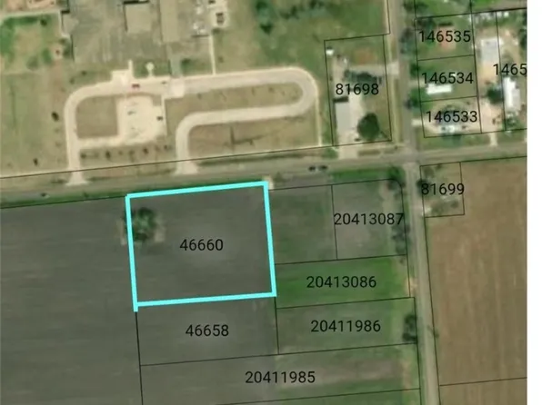 4301 Lone Tree Rd, Victoria, TX 77901