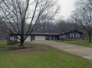 N5910 Park Dr, Onalaska, WI 54650