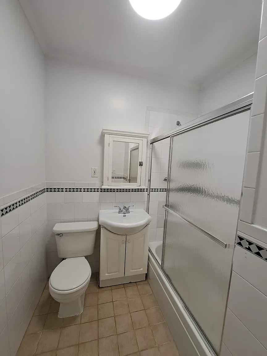 216 West 100th Street — Photo 3