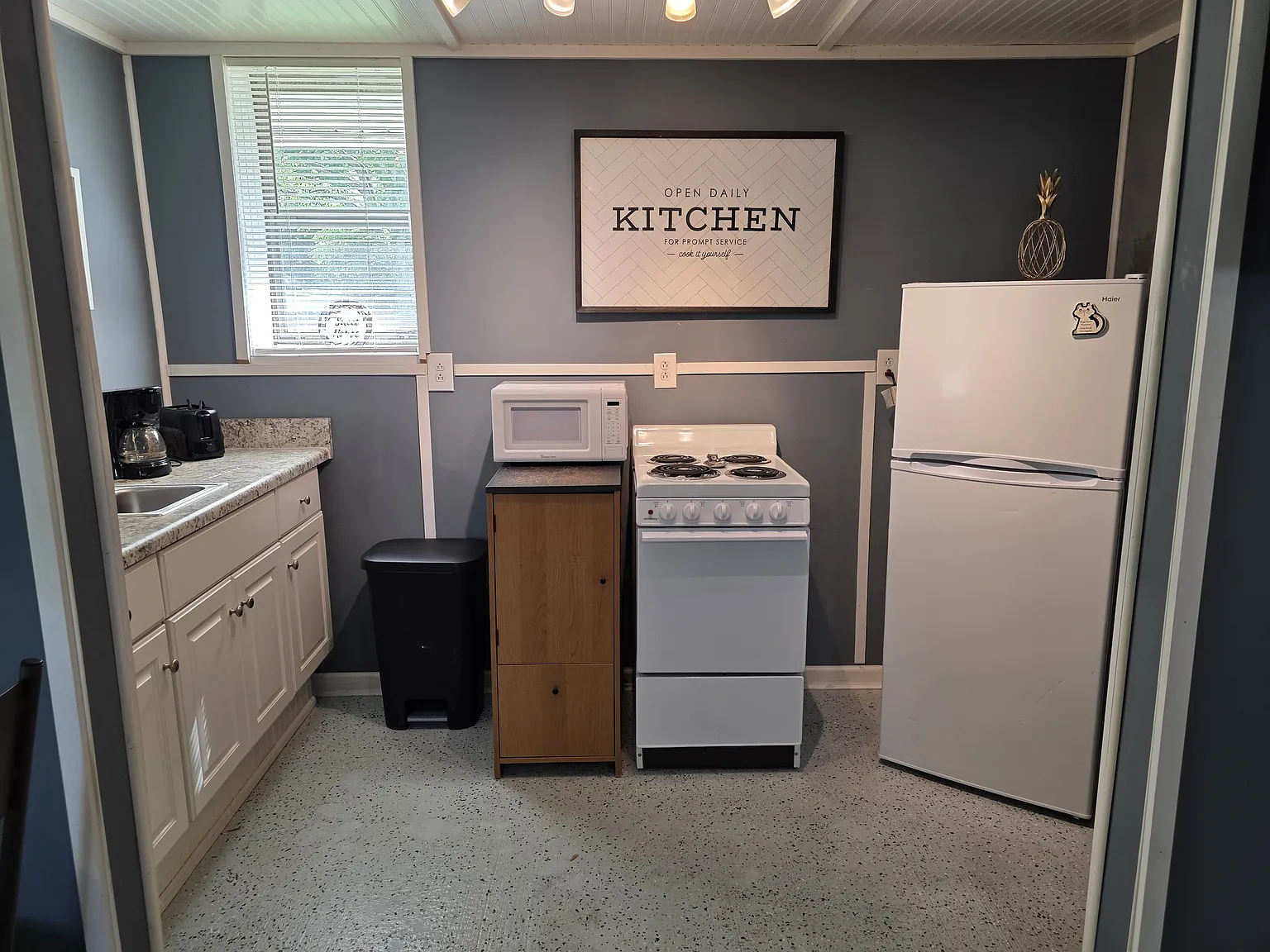 Studio, 500 sqft, $1,350 — Photo 3