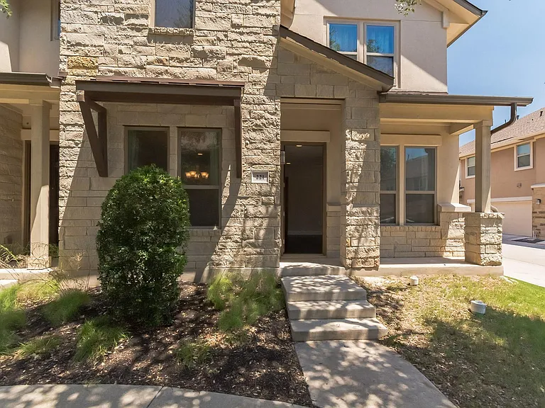 13800 Lyndhurst St #221 — Photo 38