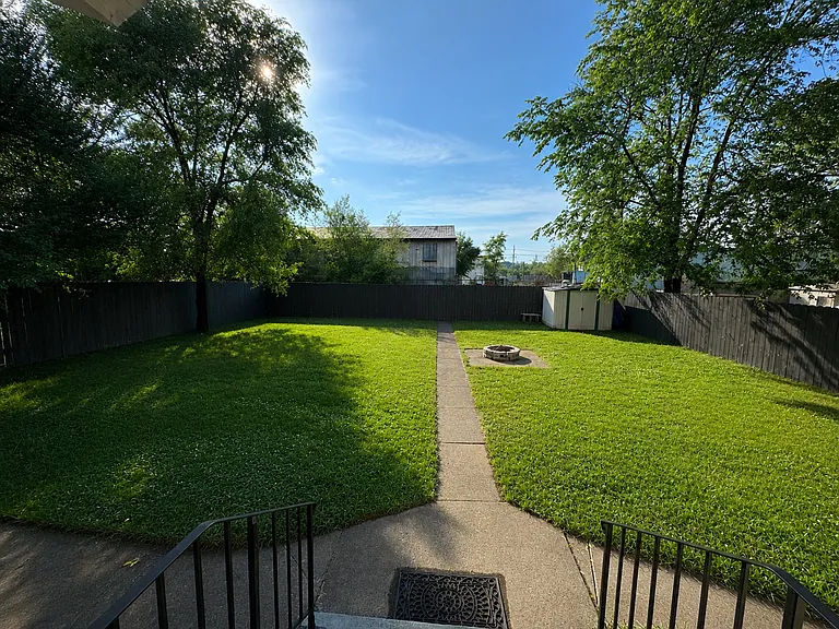 629 Watson Ave — Photo 22