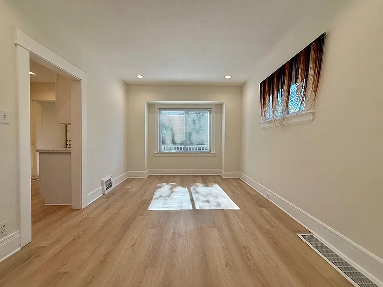 3374 W 88th St #1 — Photo 5