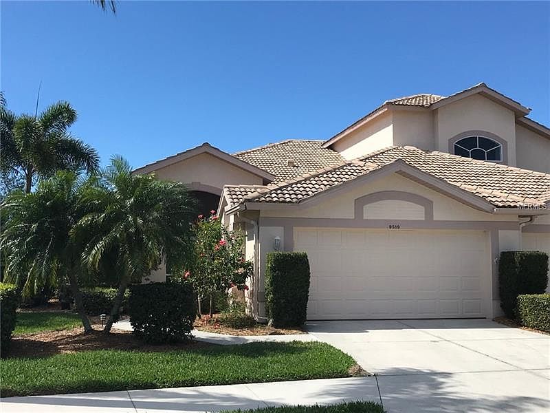 1st image of 9519 Forest Hills Cir