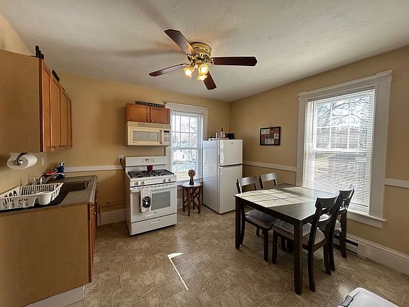 2nd image of 237 Water St APT 2L
