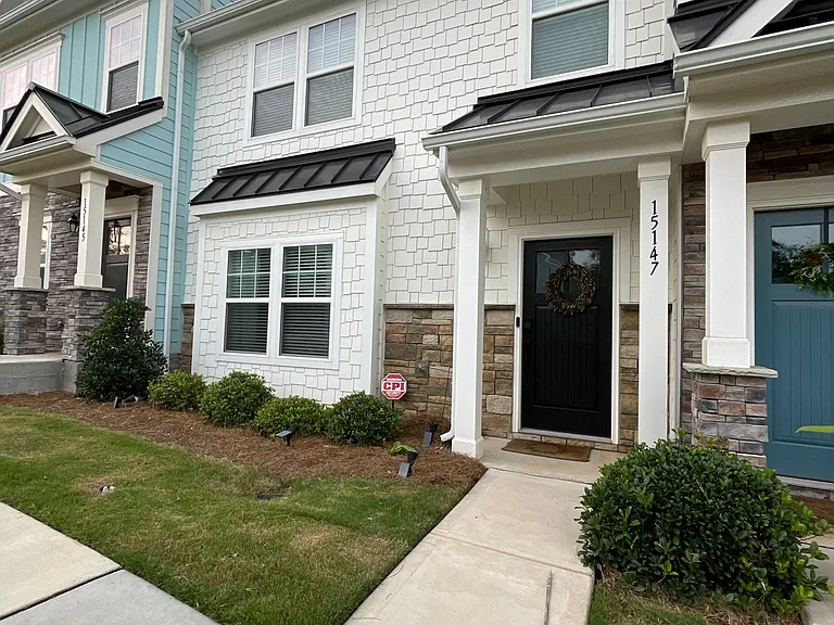 15147 Meacham Farm Dr — Photo 1